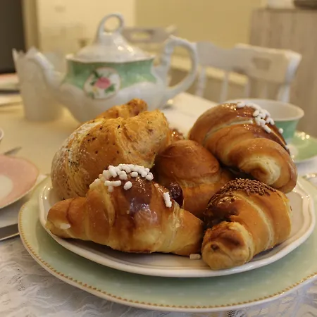Le Villanelle Frühstückspension 4*