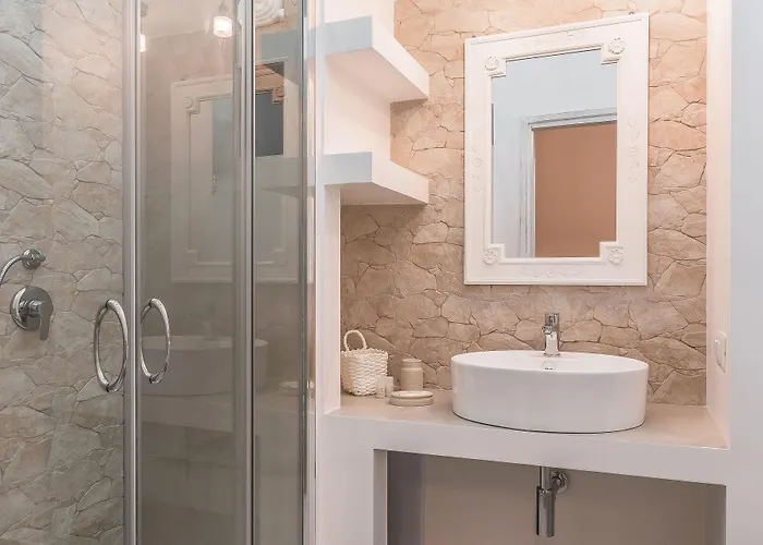 Le Villanelle Bed & Breakfast 4*