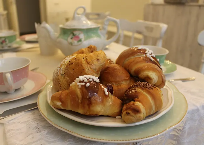 Le Villanelle Bed & Breakfast 4*